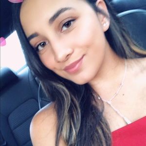 Meet your Posher, Alexa